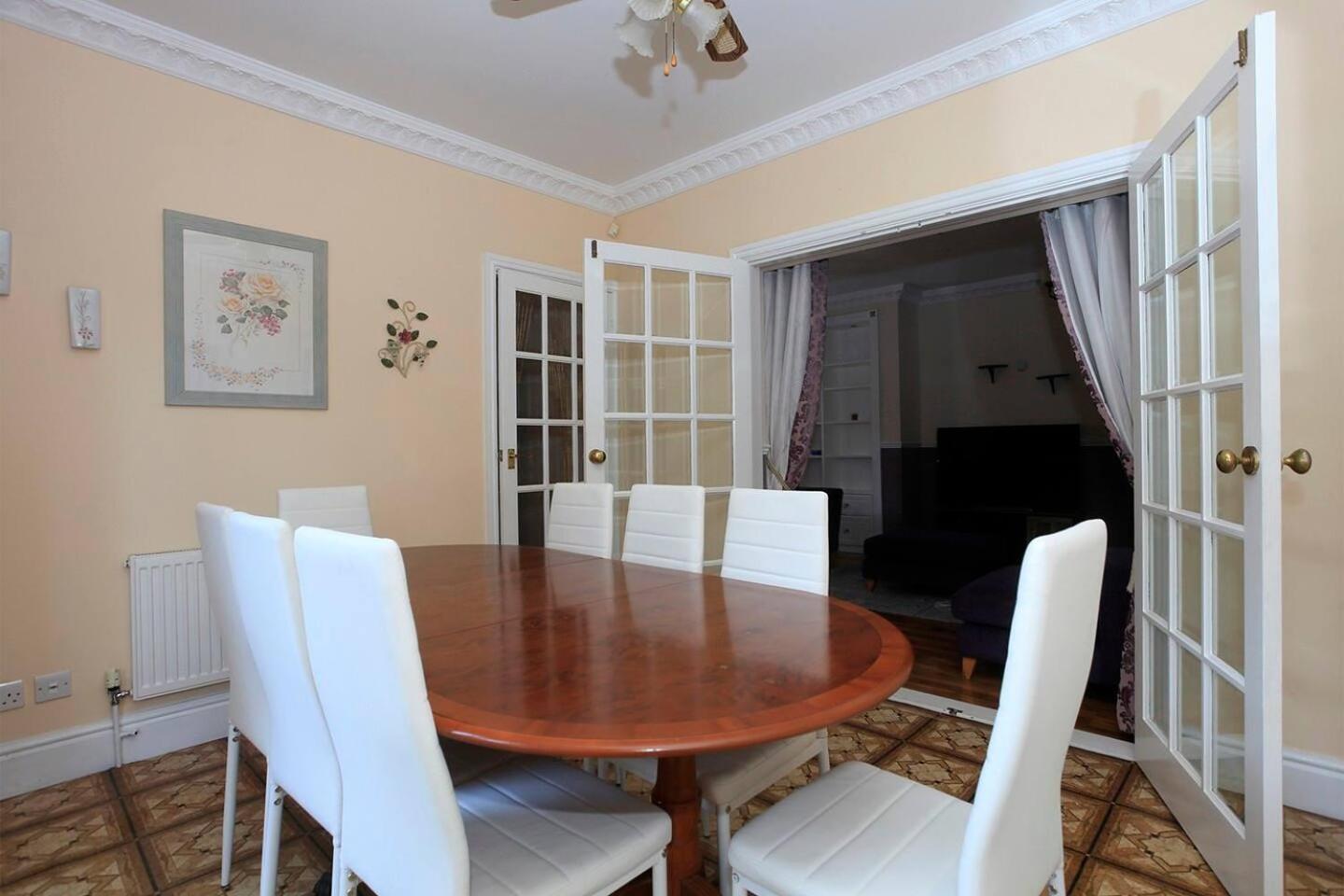 Lincoln Gate House Entertainment Room Hot Tub! Πήτερμπορο Εξωτερικό φωτογραφία