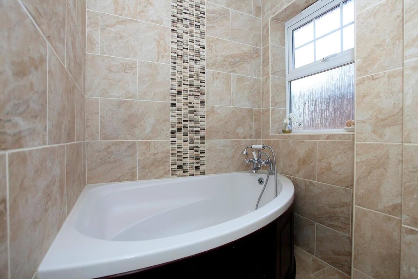 Lincoln Gate House Entertainment Room Hot Tub! Πήτερμπορο Εξωτερικό φωτογραφία