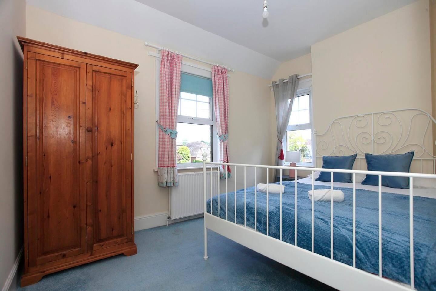 Lincoln Gate House Entertainment Room Hot Tub! Πήτερμπορο Εξωτερικό φωτογραφία